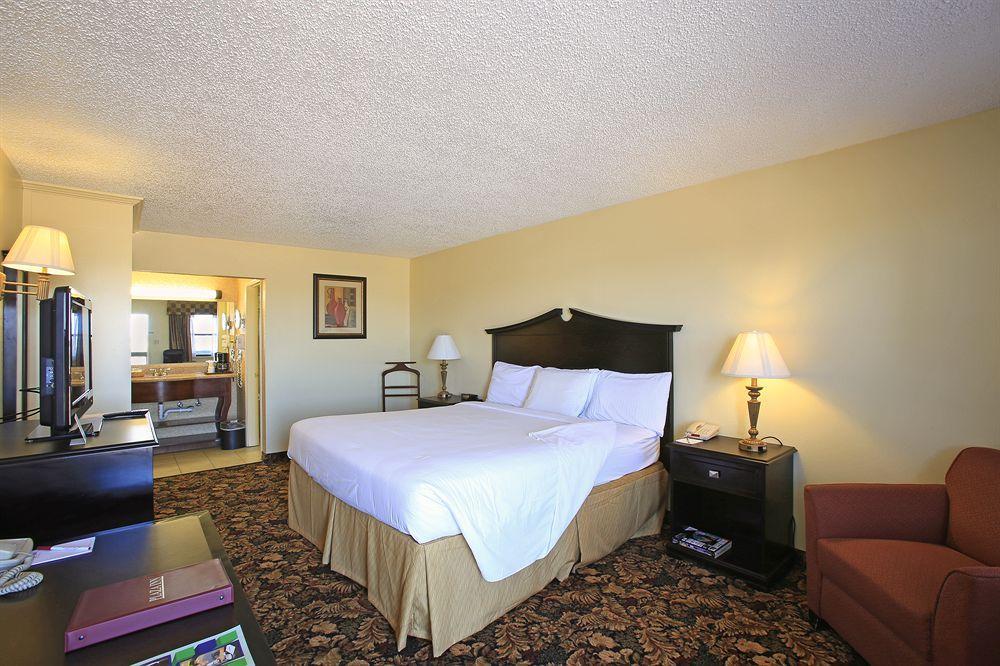 Plaza Inn Midland Luaran gambar